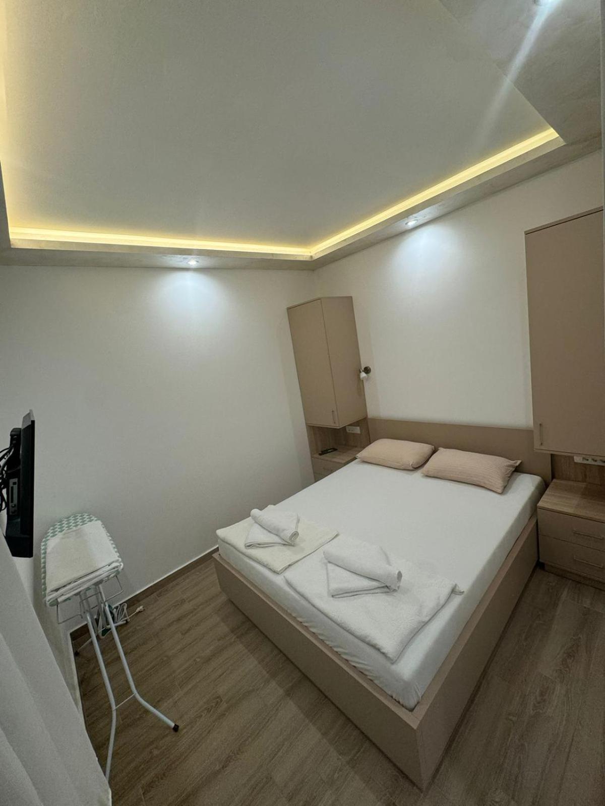 Alex Apartments ,50m from the sea,FREE PRIVATE PARKING