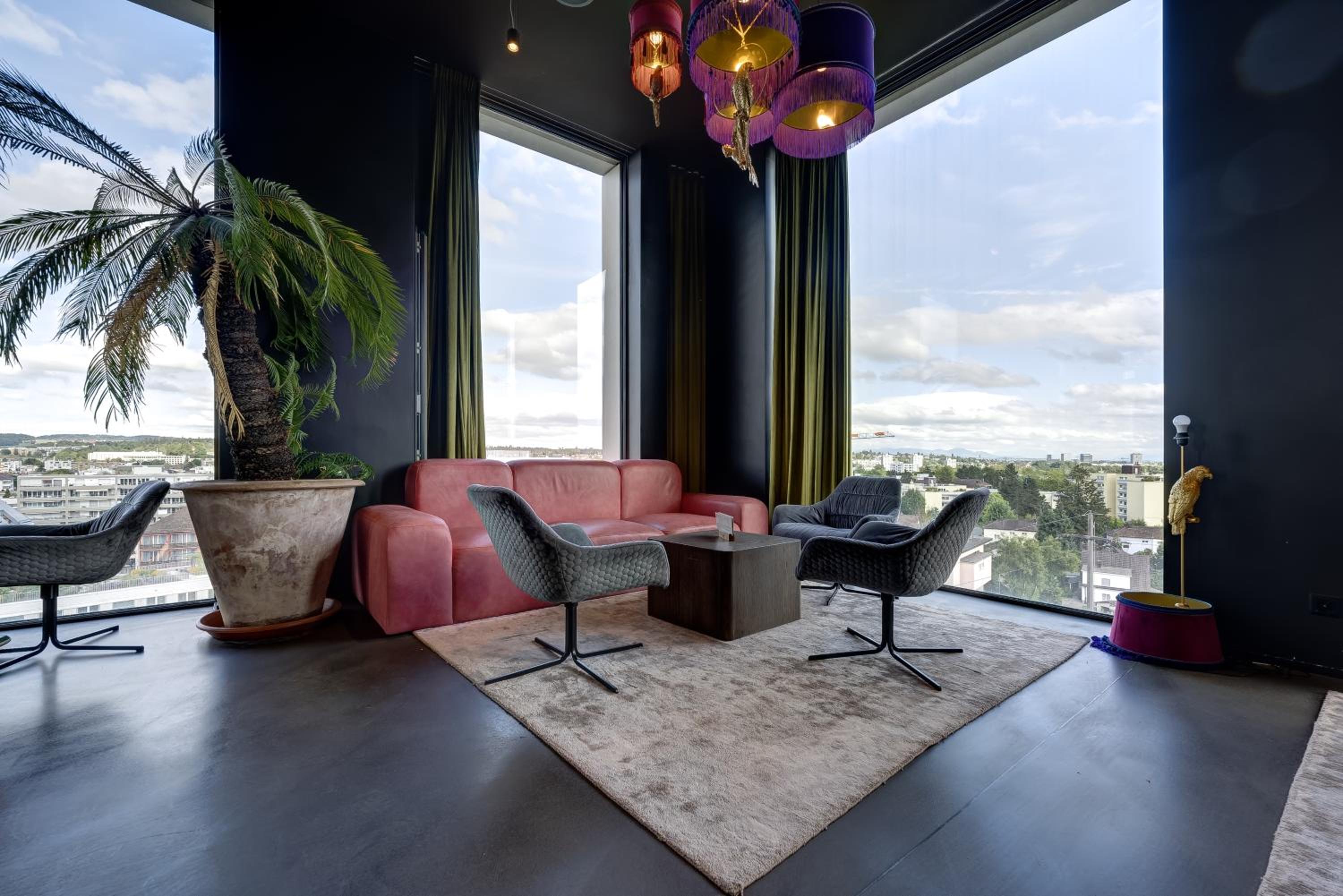 lounge