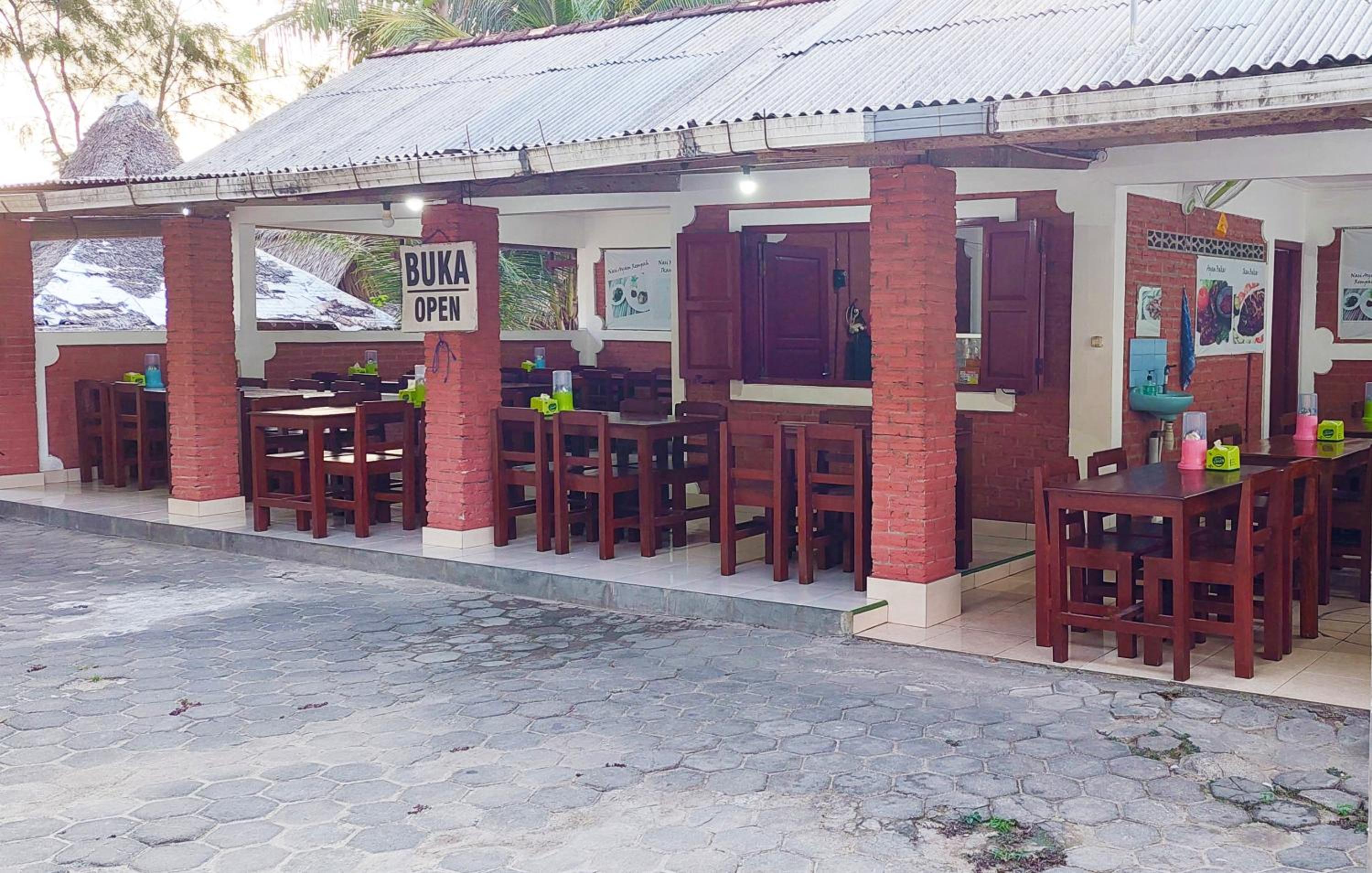 Sarwi Endah Beach Cottage view 2