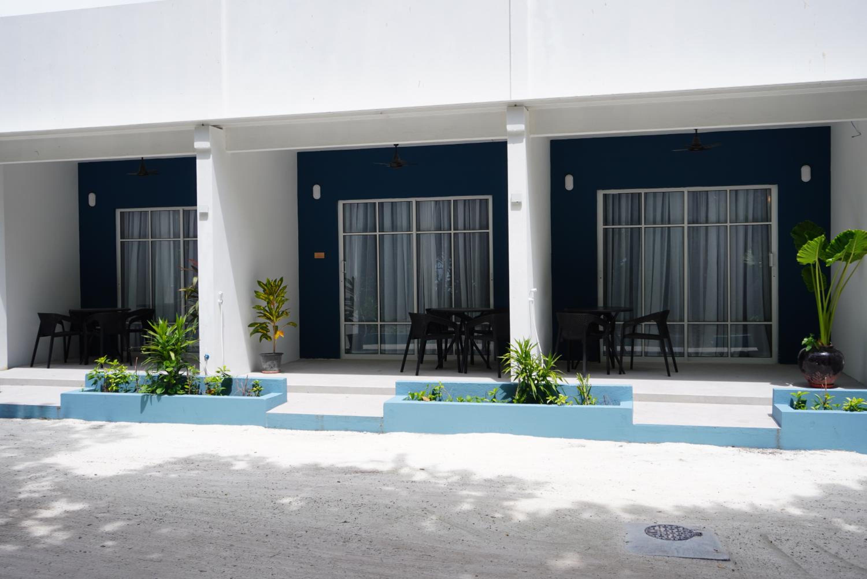 TME Retreats Dhigurah