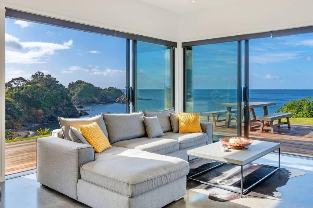 Black Rock Holiday Home - Tutukaka view 2