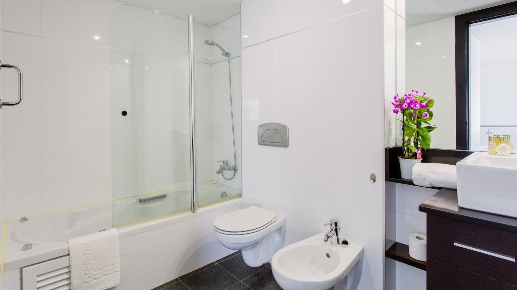 Monte Laguna Duplex - Greice Homes view 2