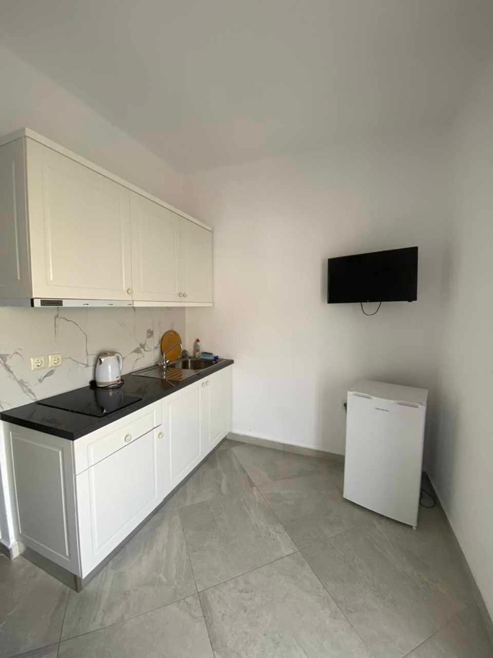 Mariana Apartments