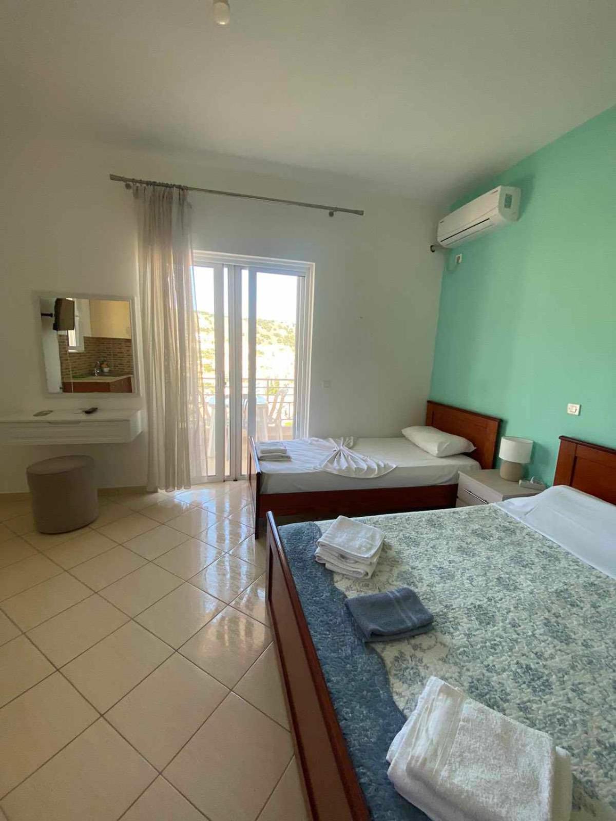 Mariana Apartments
