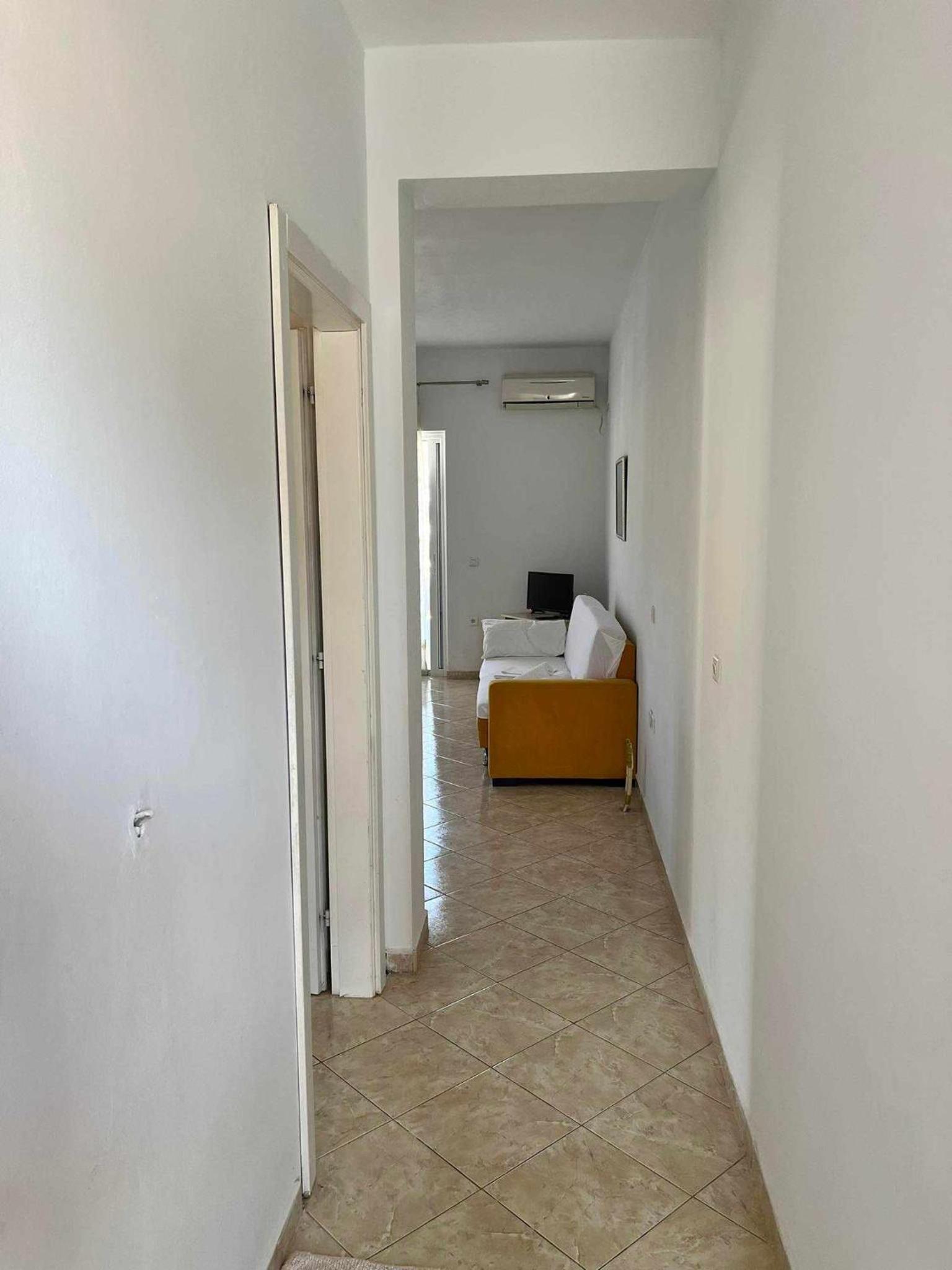 Mariana Apartments