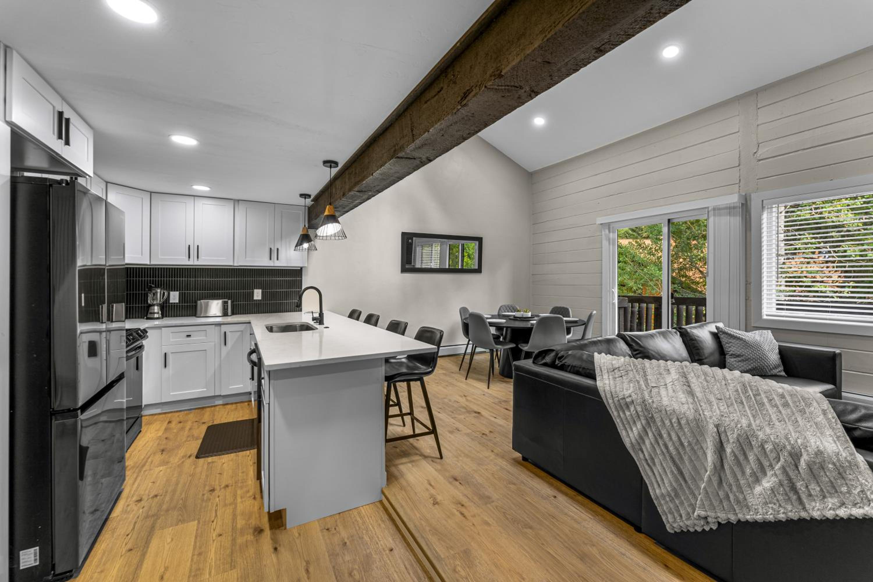 Photo 35