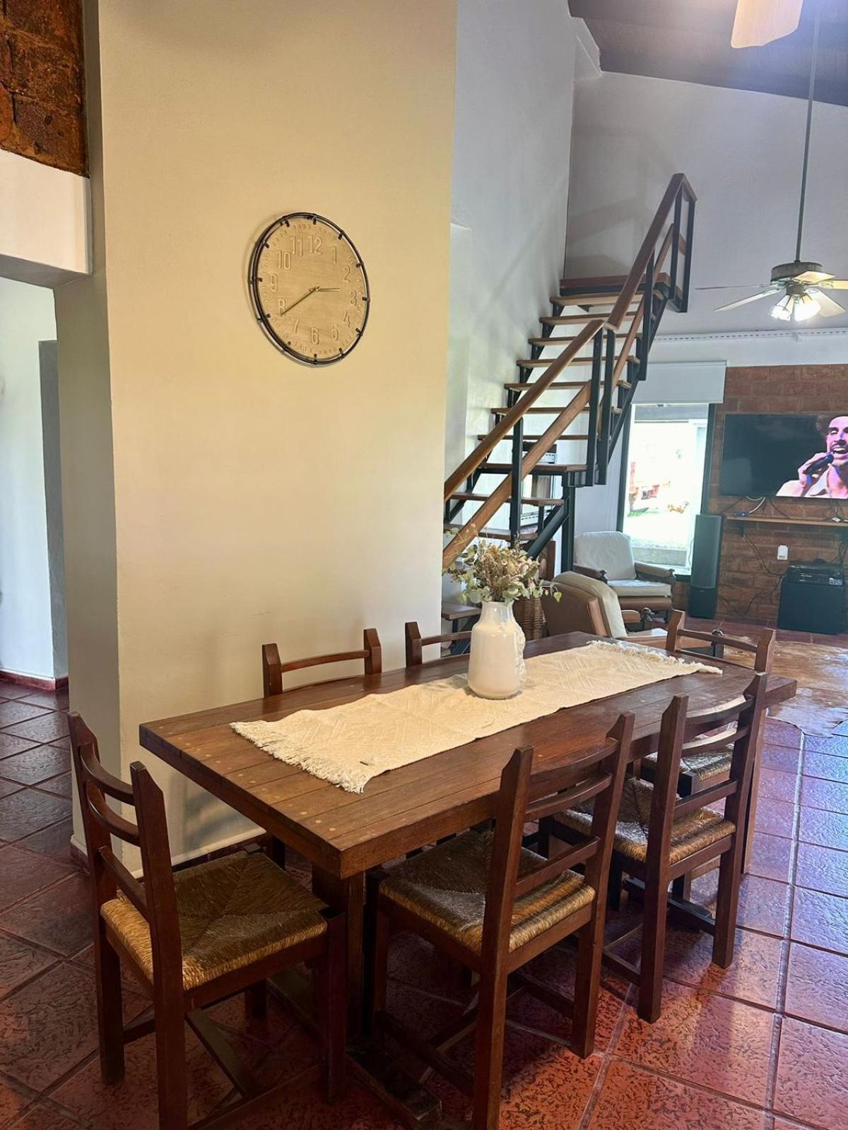 Chalet zona Norte con salida al lago 