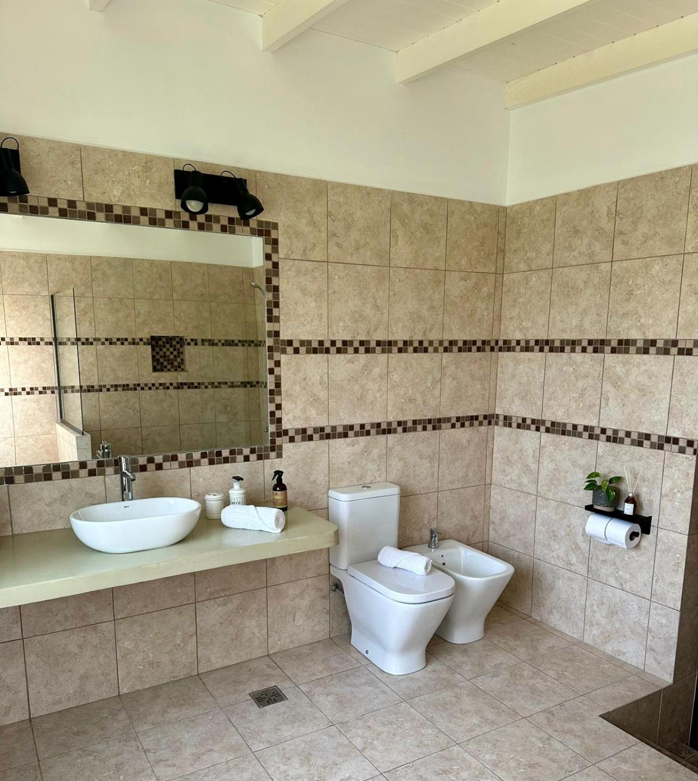 Chalet zona Norte con salida al lago 