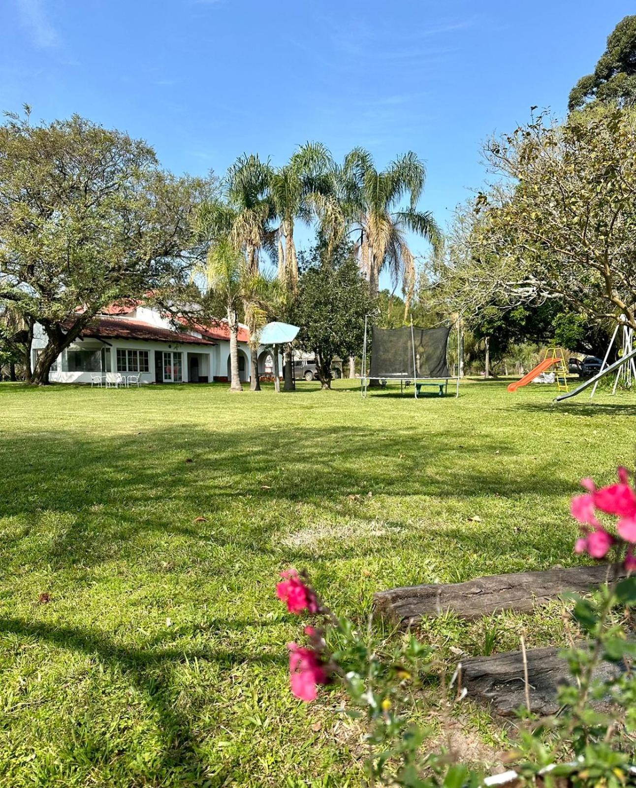 Chalet zona Norte con salida al lago 