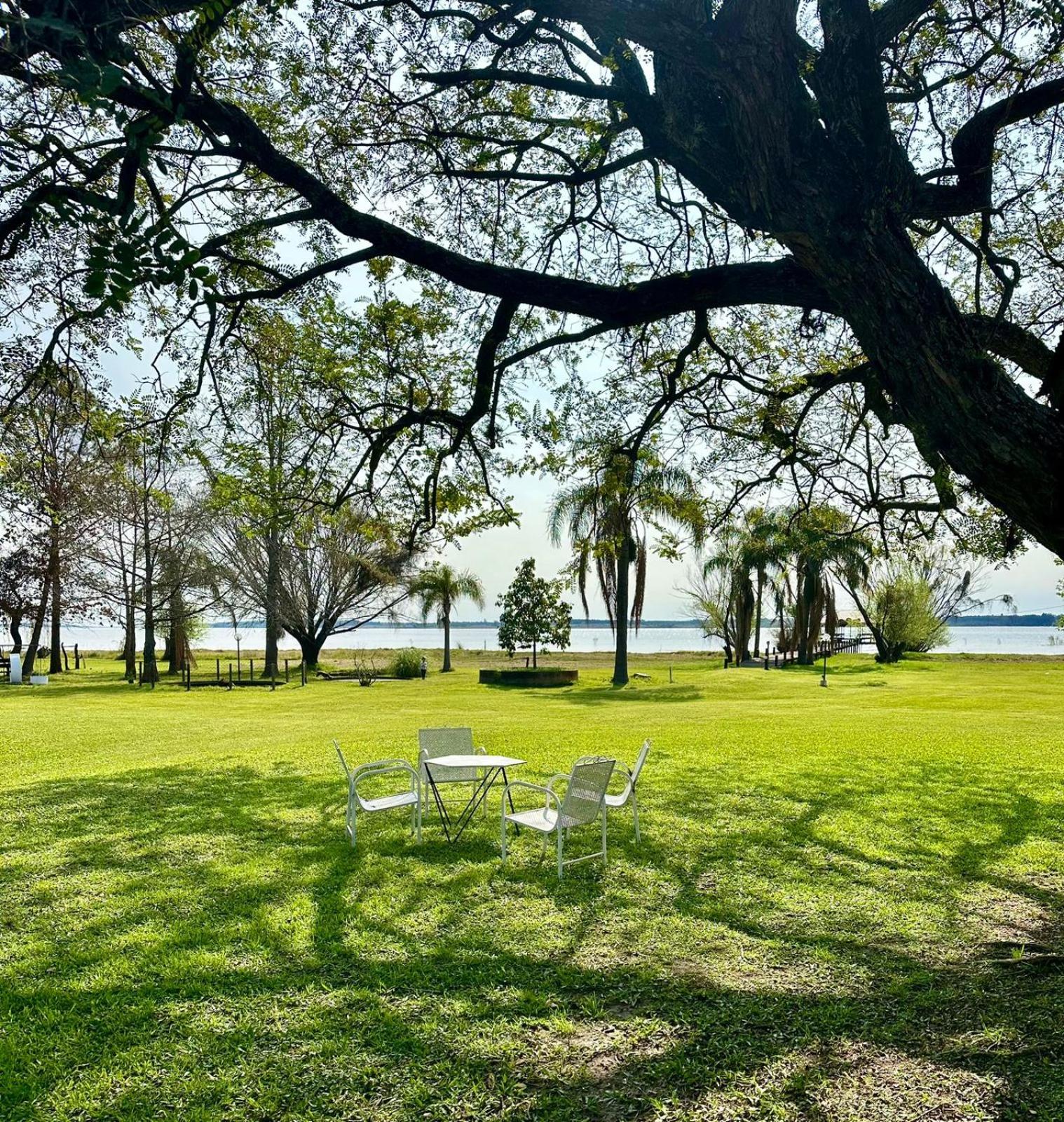 Chalet zona Norte con salida al lago 