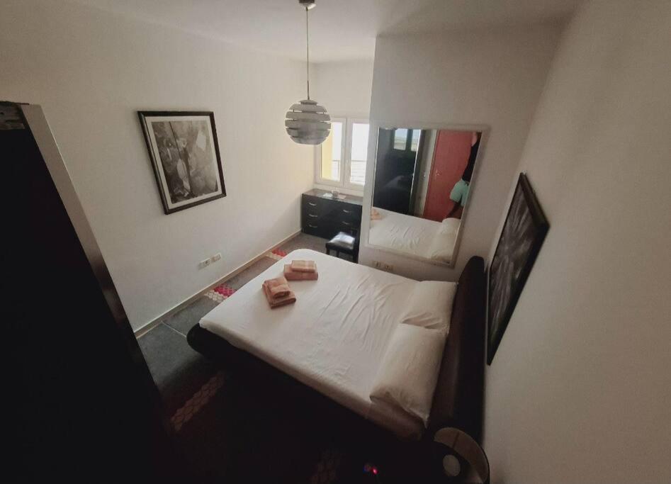 Tirana Lake Apartment