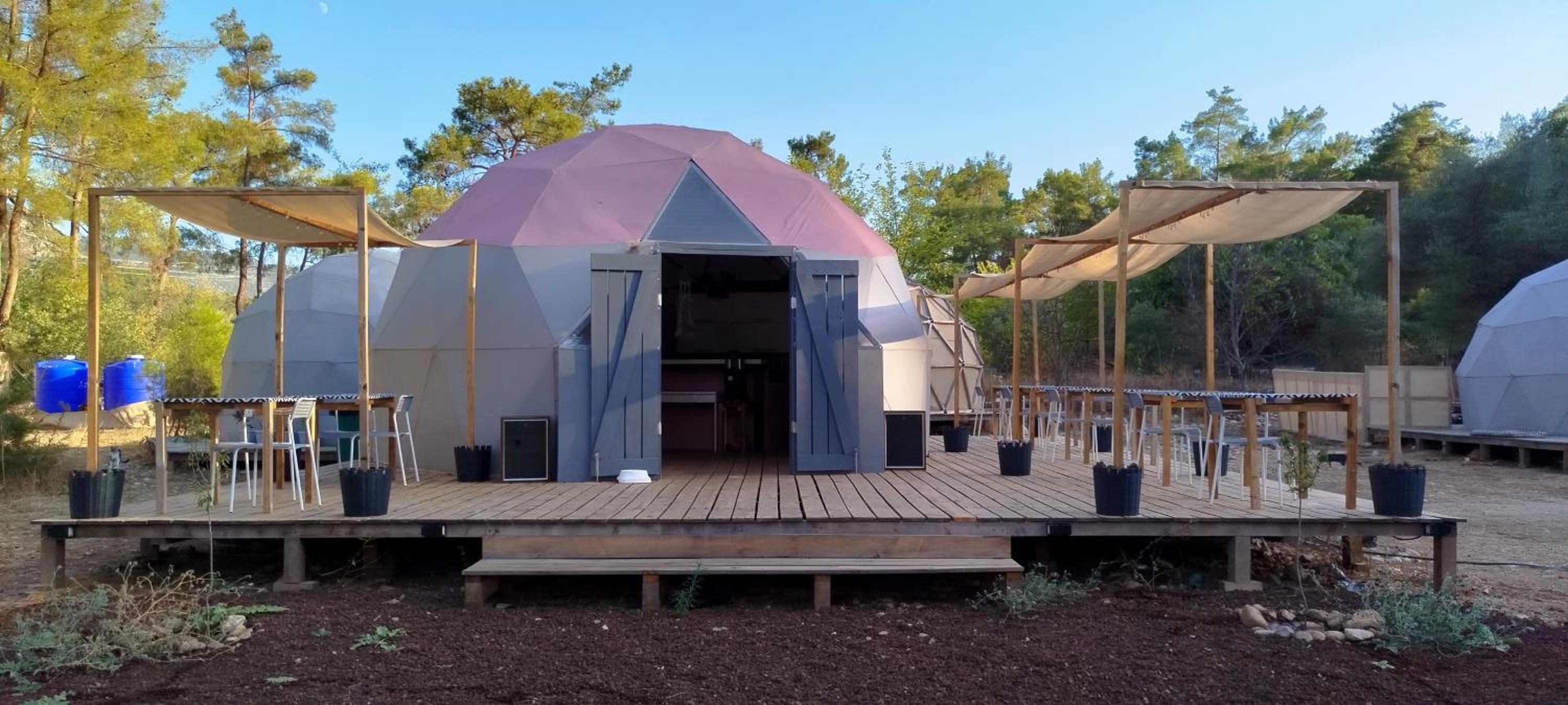 4 Camp