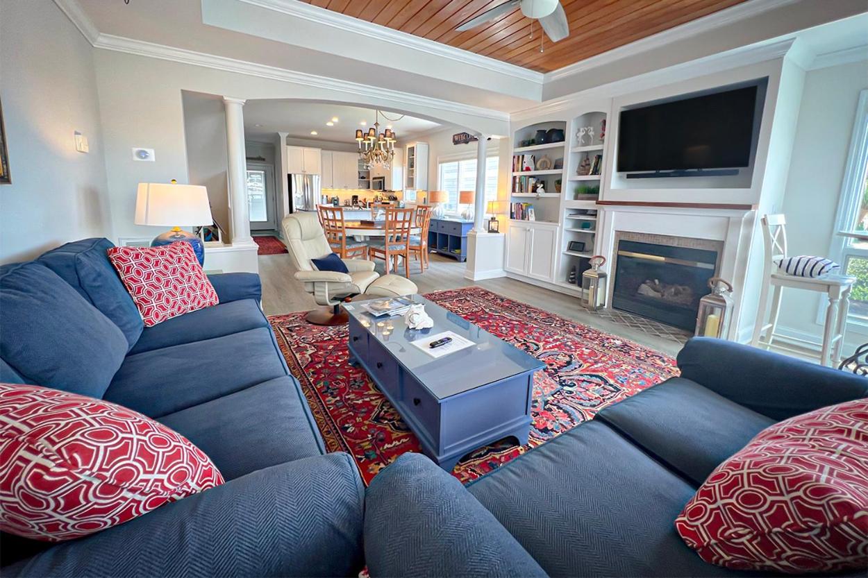 The Blue Pearl by Sea Scape Properties view 5
