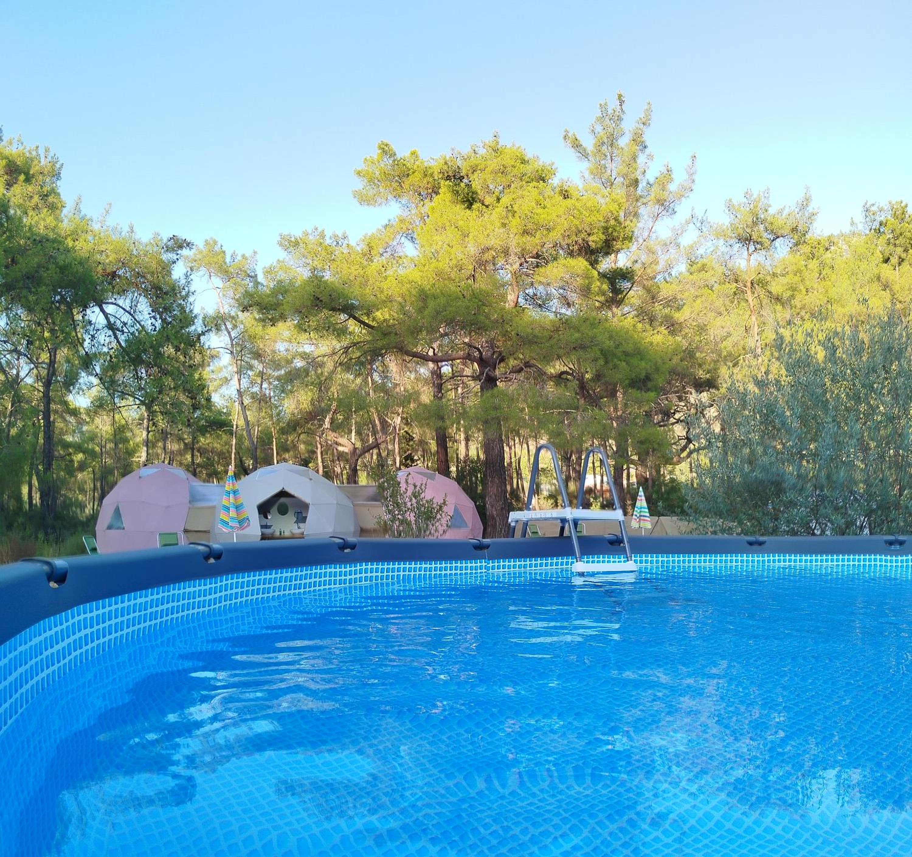 4 Camp