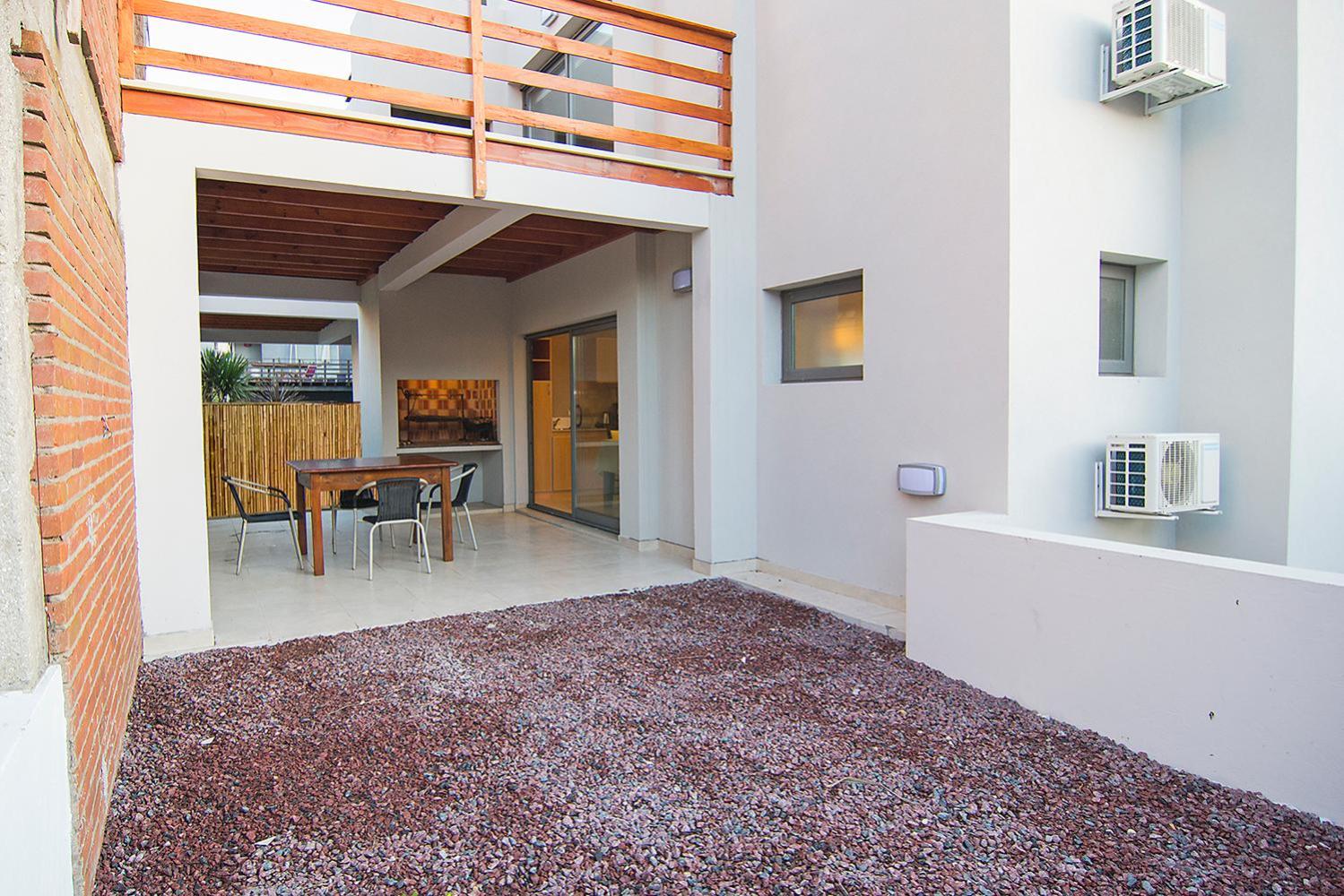 Villa Aurora