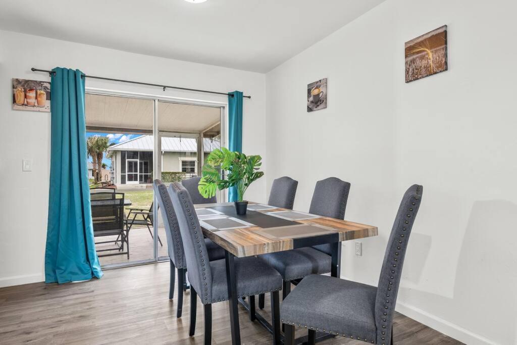 New Relaxing house in Cape Coral I Near Parks & Canals view 3