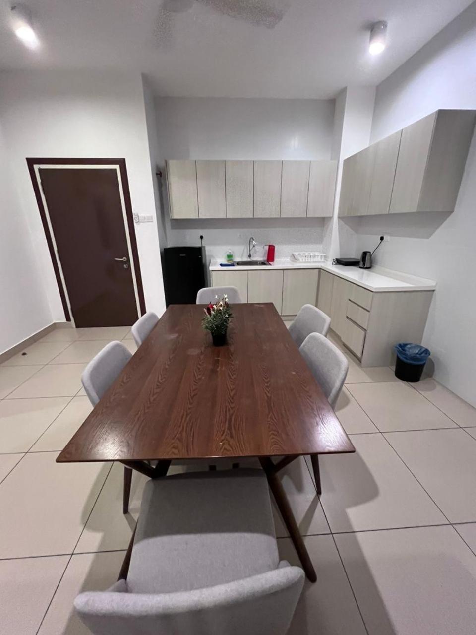 Cooling Spacious Cozy Home photo 6