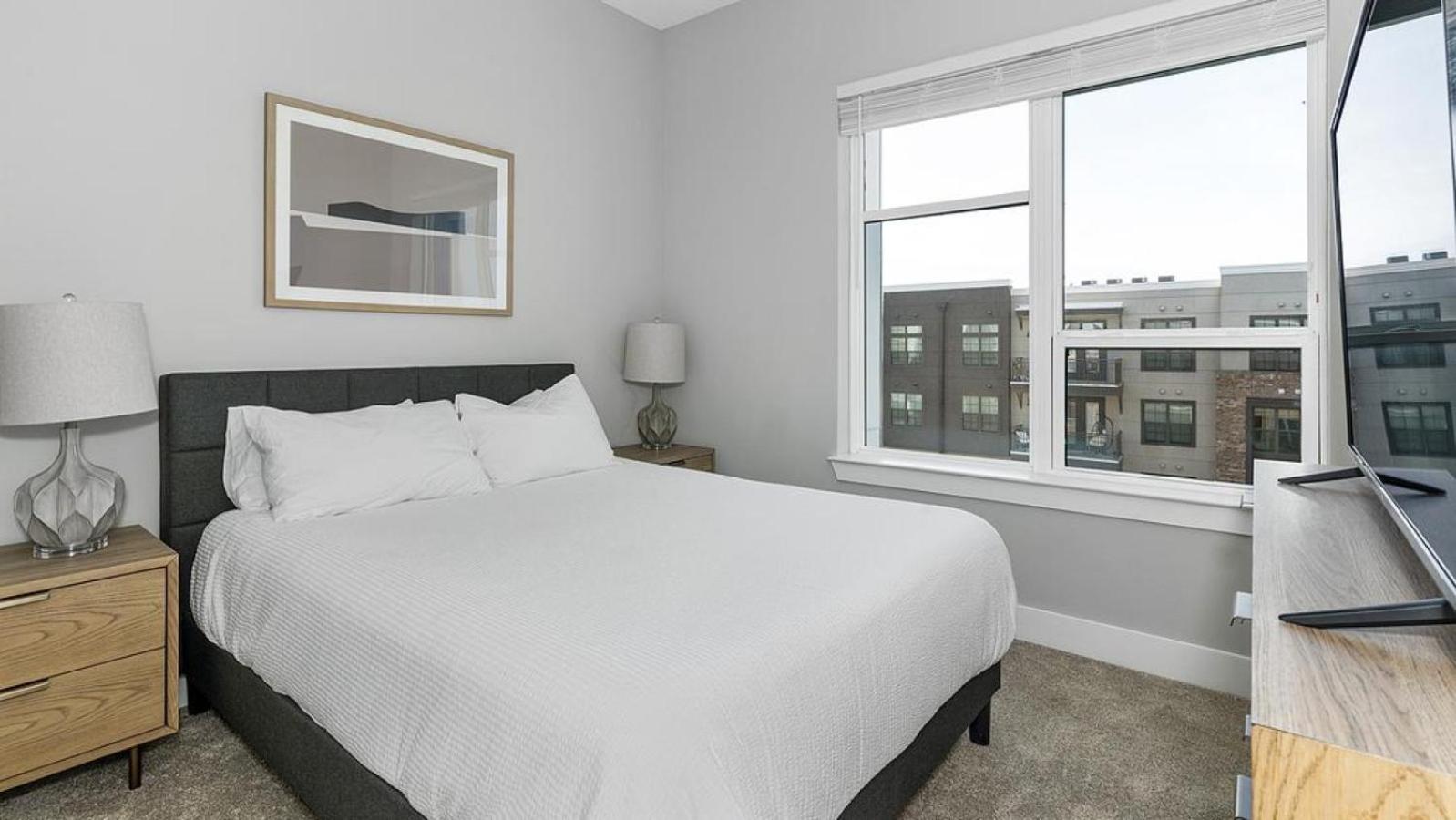 Landing at The Exchange - 2 Bedrooms in San Marco view 4