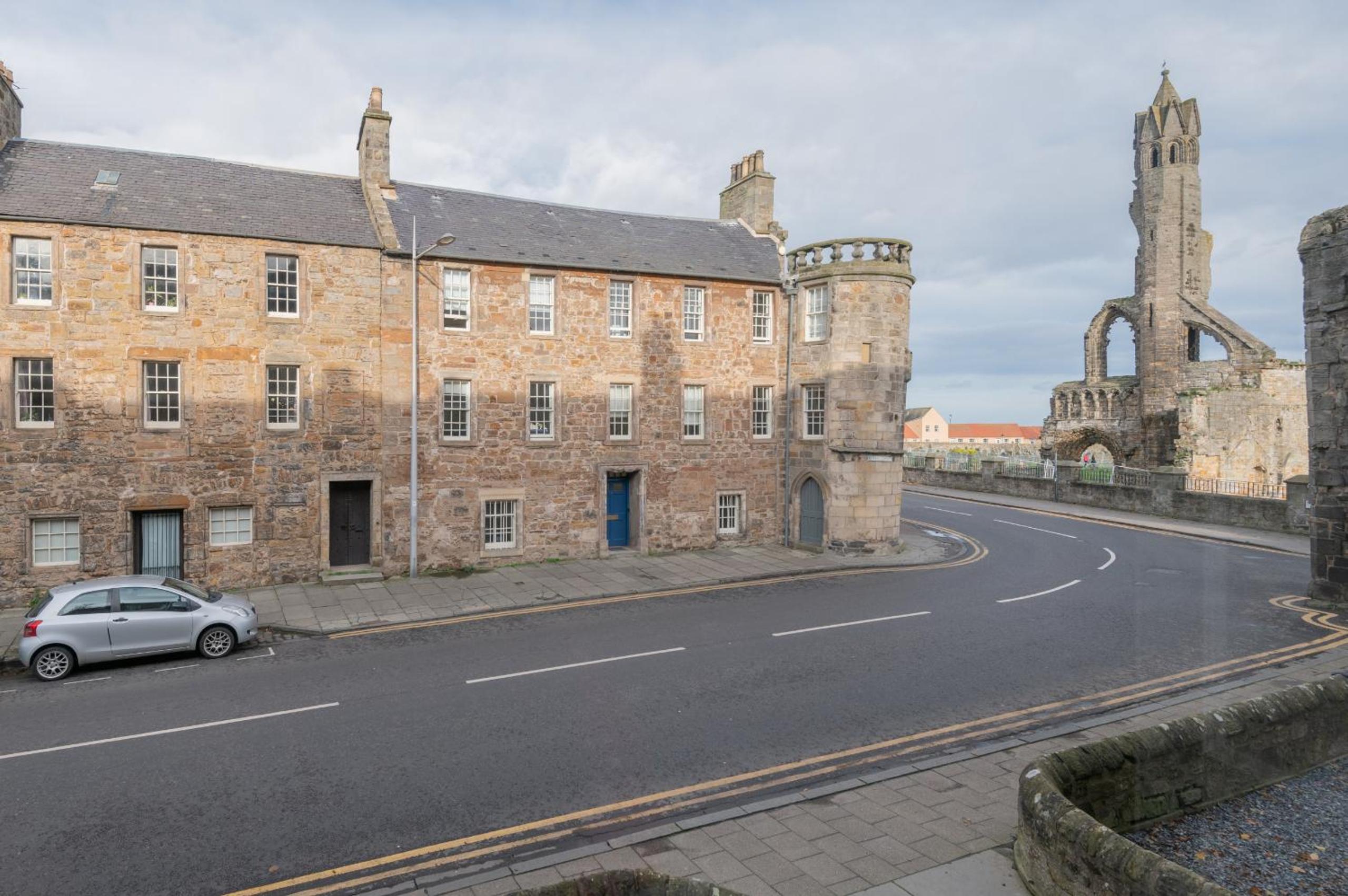 Priorsgate