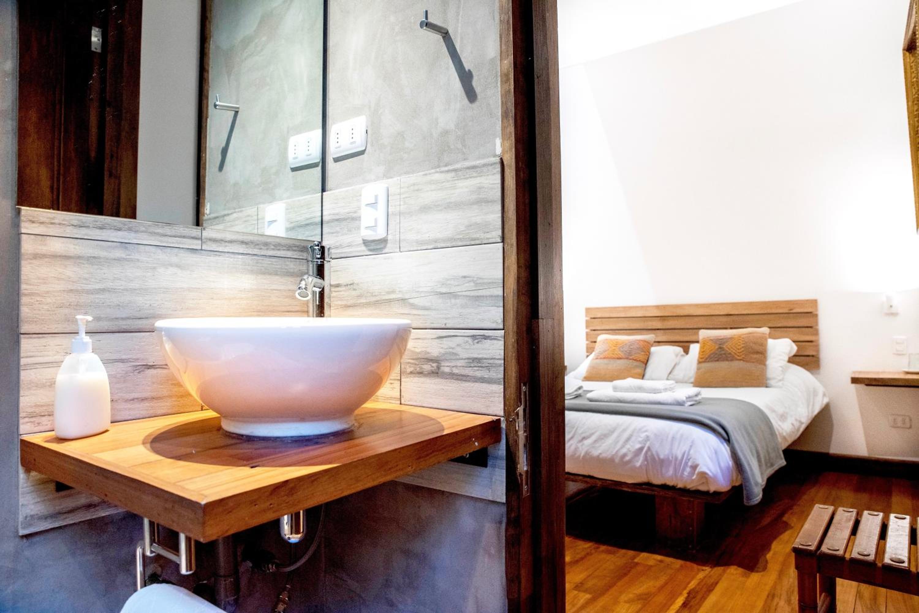 Casa California Guesthouse