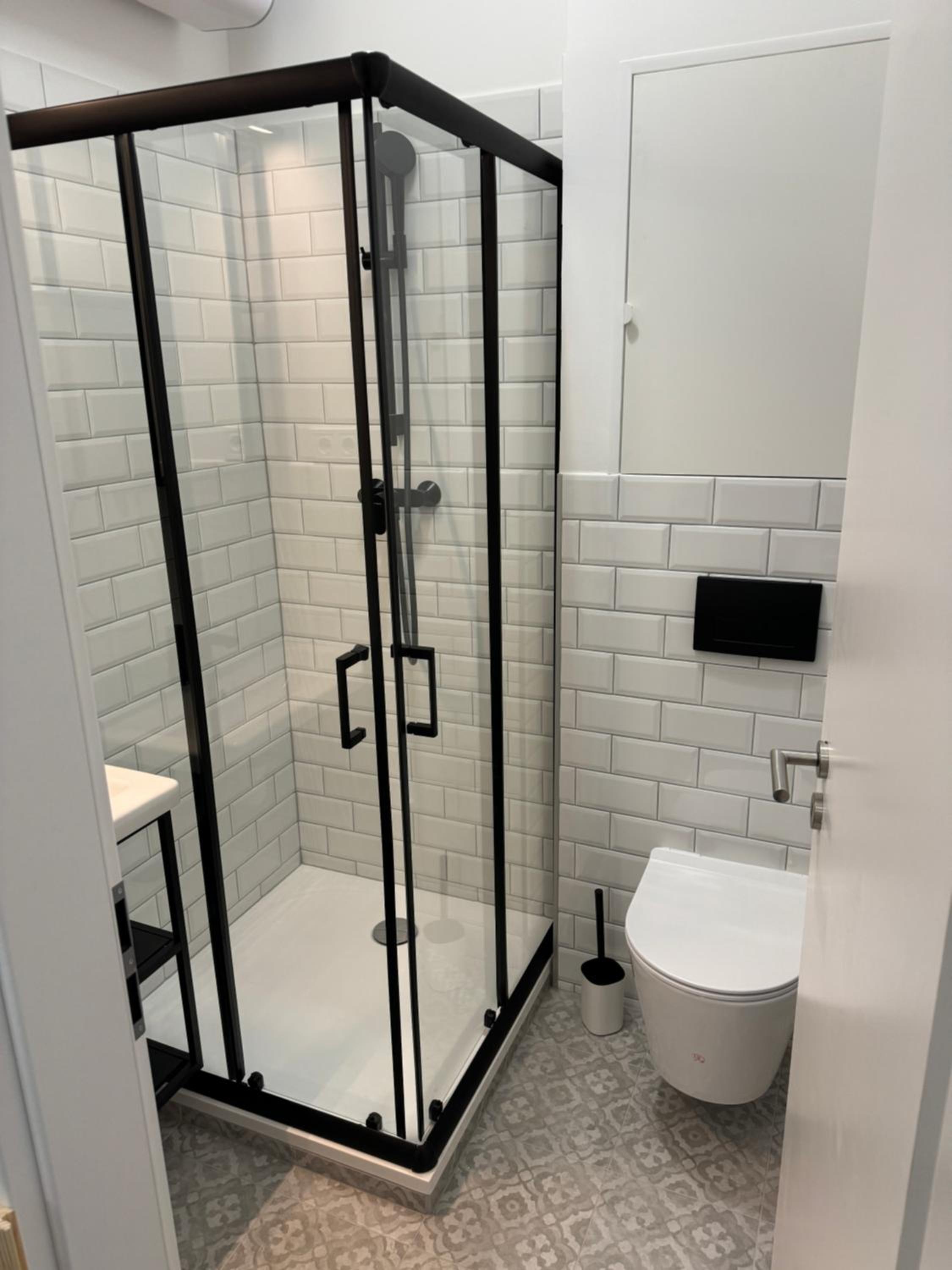 Designer Downtown Apartment