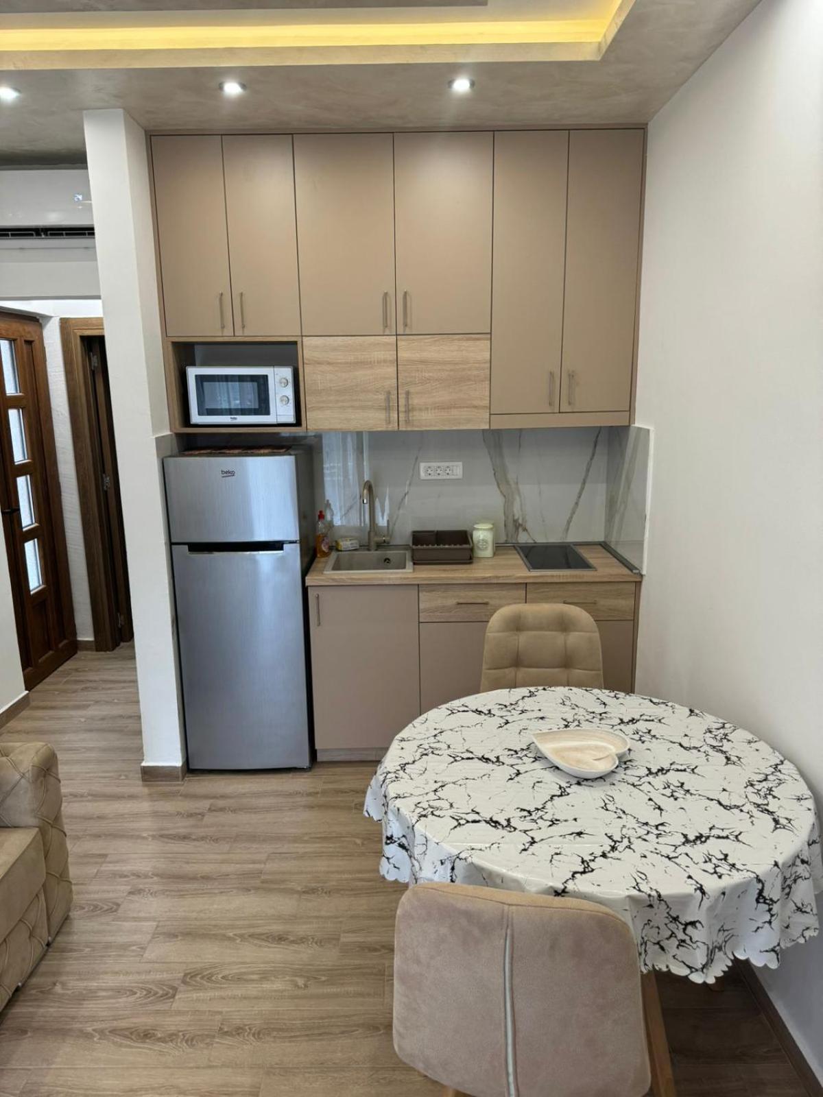 Alex Apartments ,50m from the sea,FREE PRIVATE PARKING