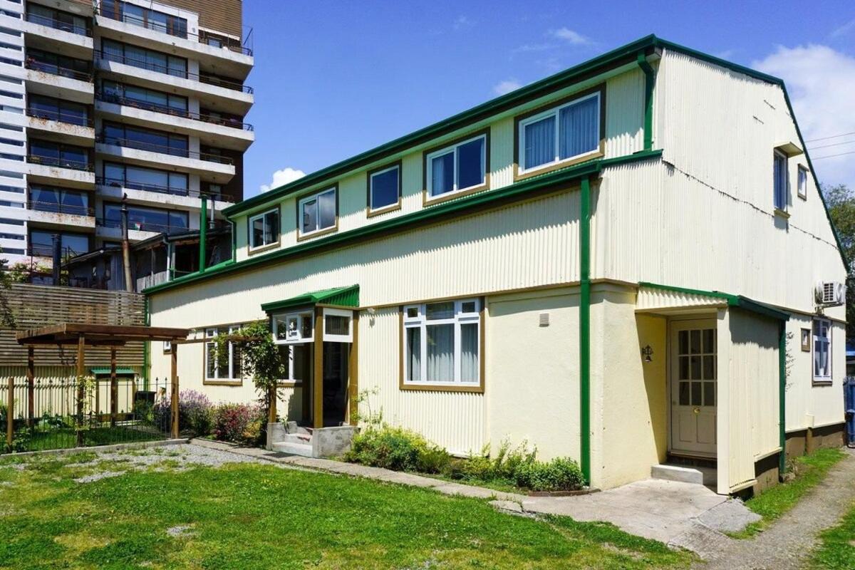 Estudio a orilla de Rio
