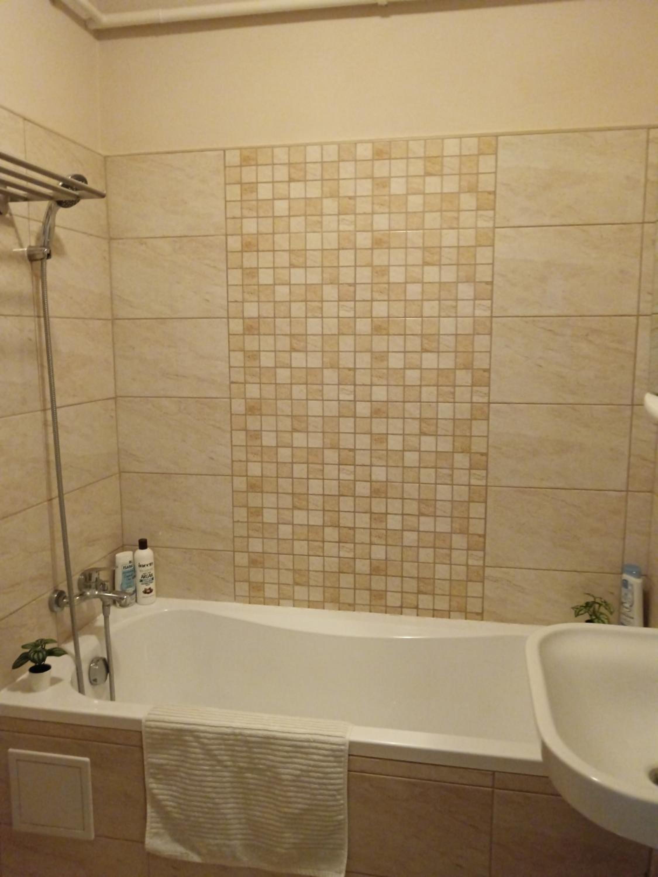 Tulipán Apartman
