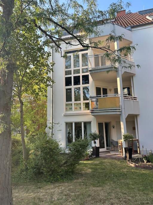 Ruhige Stadtperle mit Garten