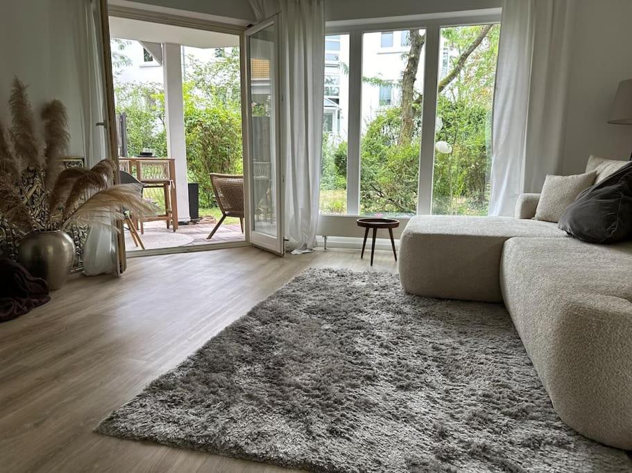 Ruhige Stadtperle mit Garten