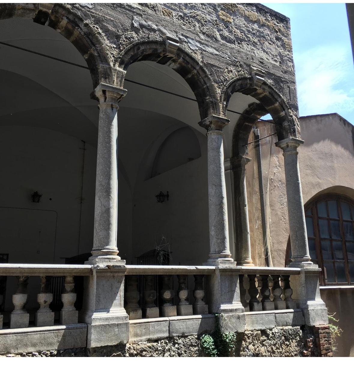 Appartamento Loggiato San Matteo 261 view 2