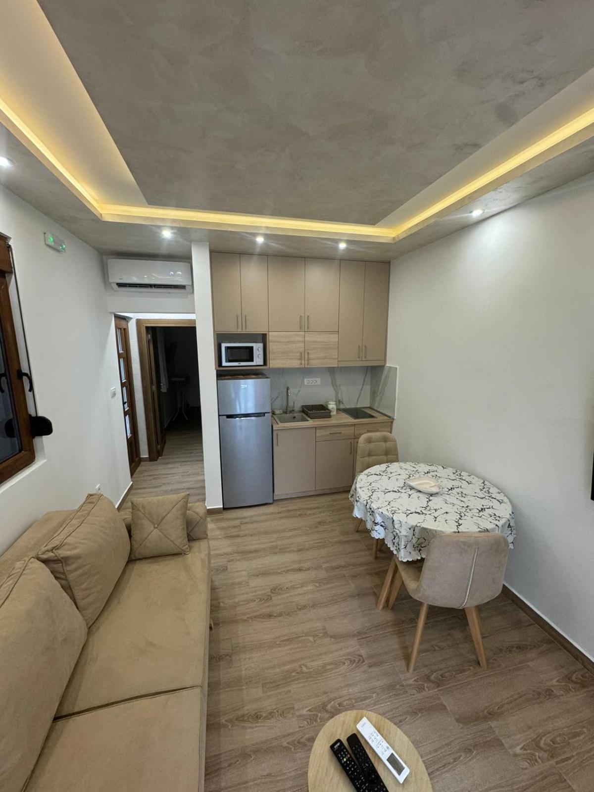 Alex Apartments ,50m from the sea,FREE PRIVATE PARKING