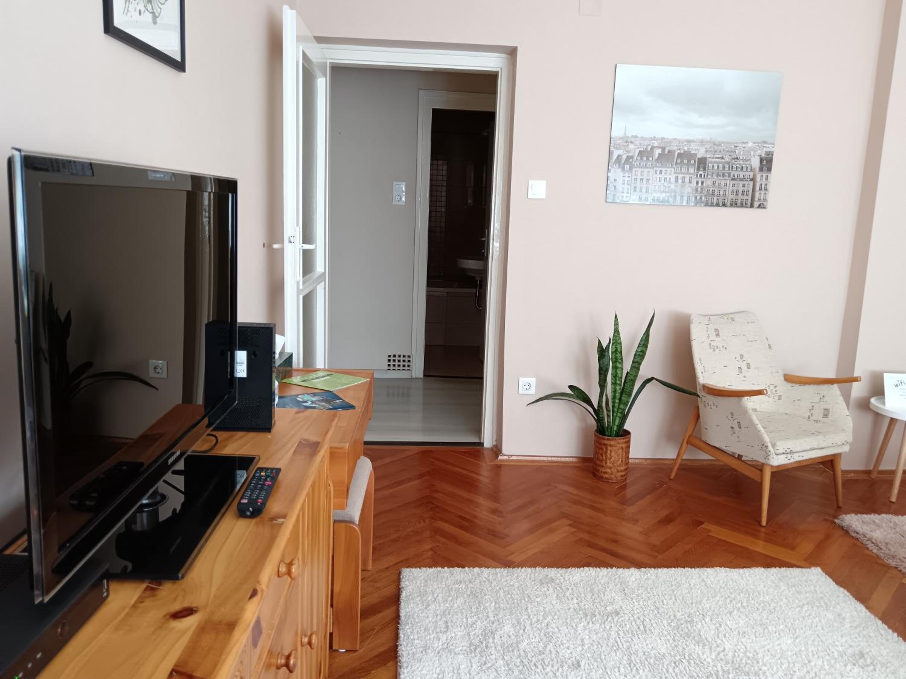 Tulipán Apartman