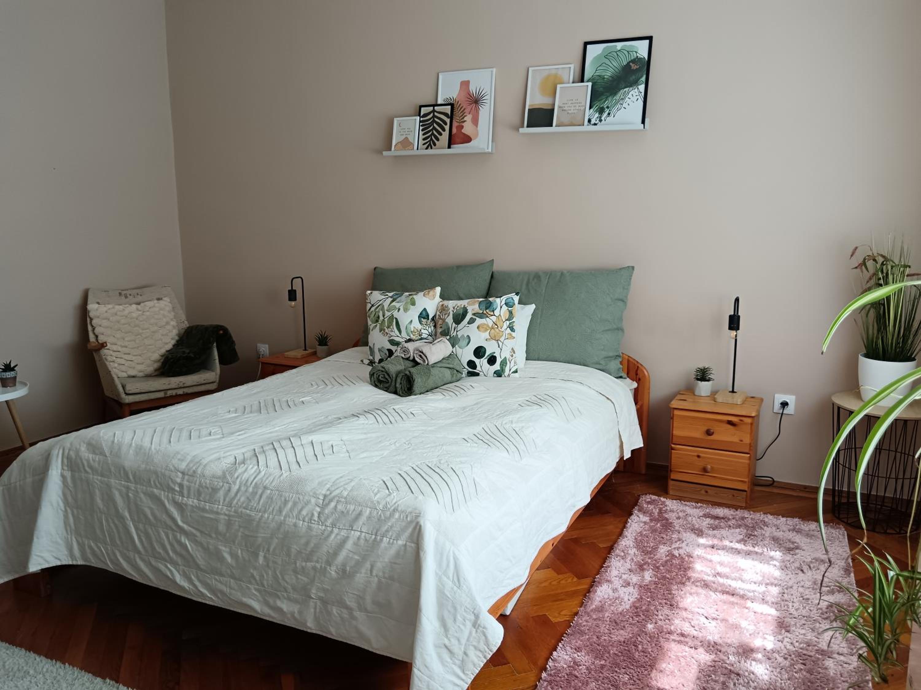 Tulipán Apartman