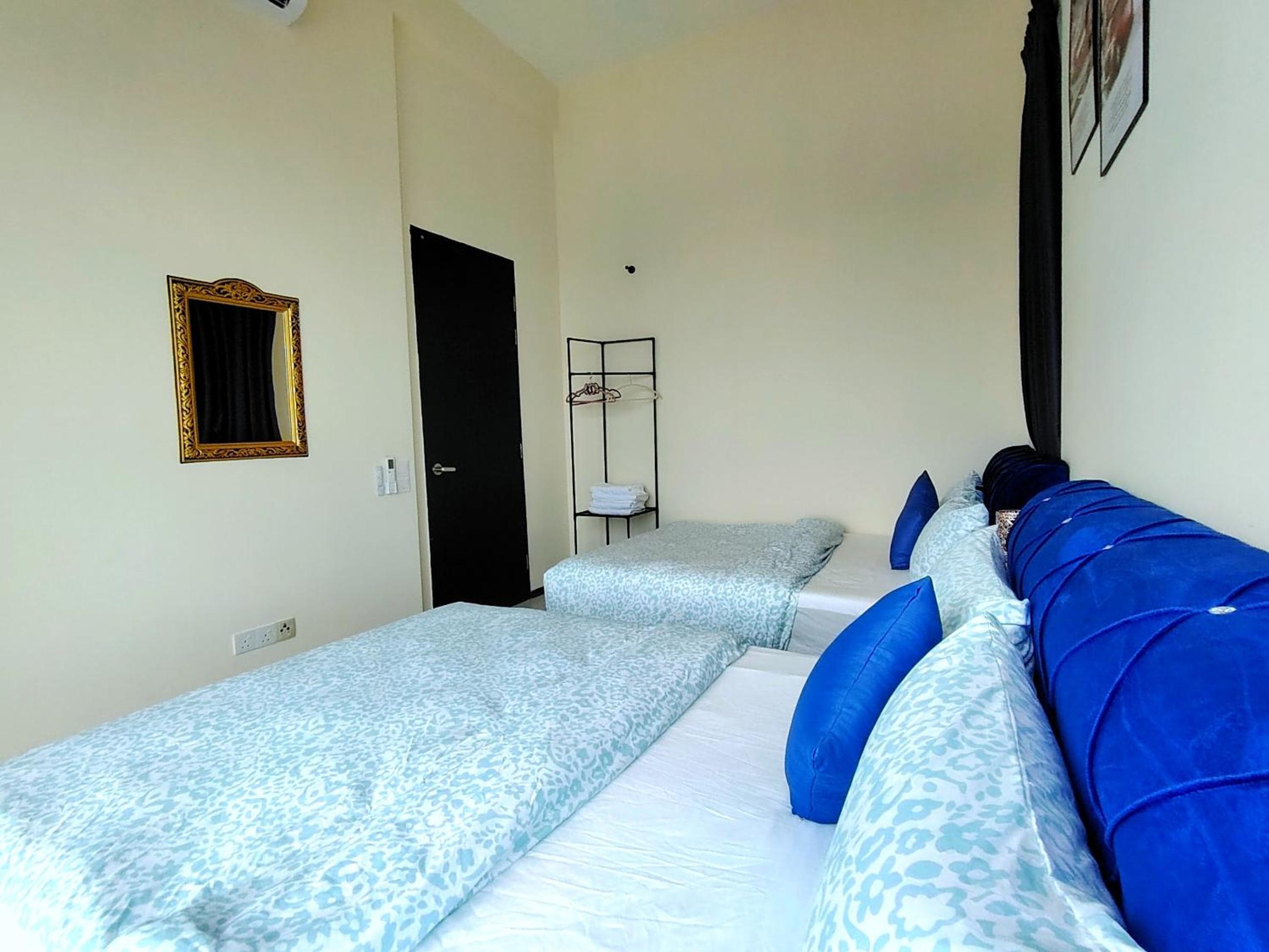 Large Familystay 3BR Stunning Sea & City-view, Georgetown photo 3