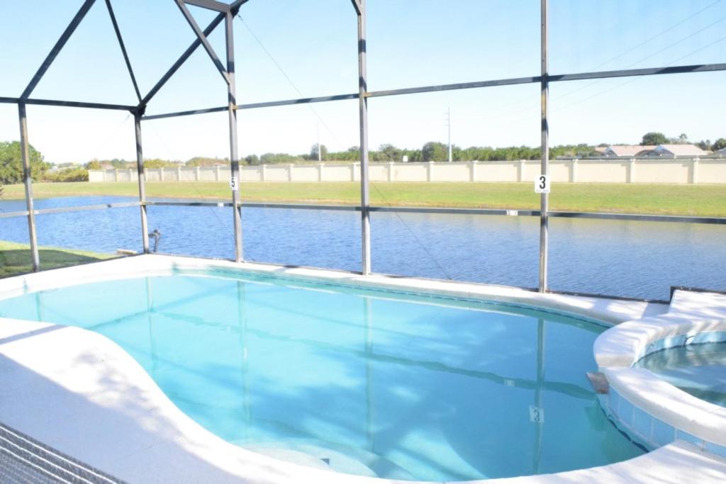 6 bed property - Indian Creek