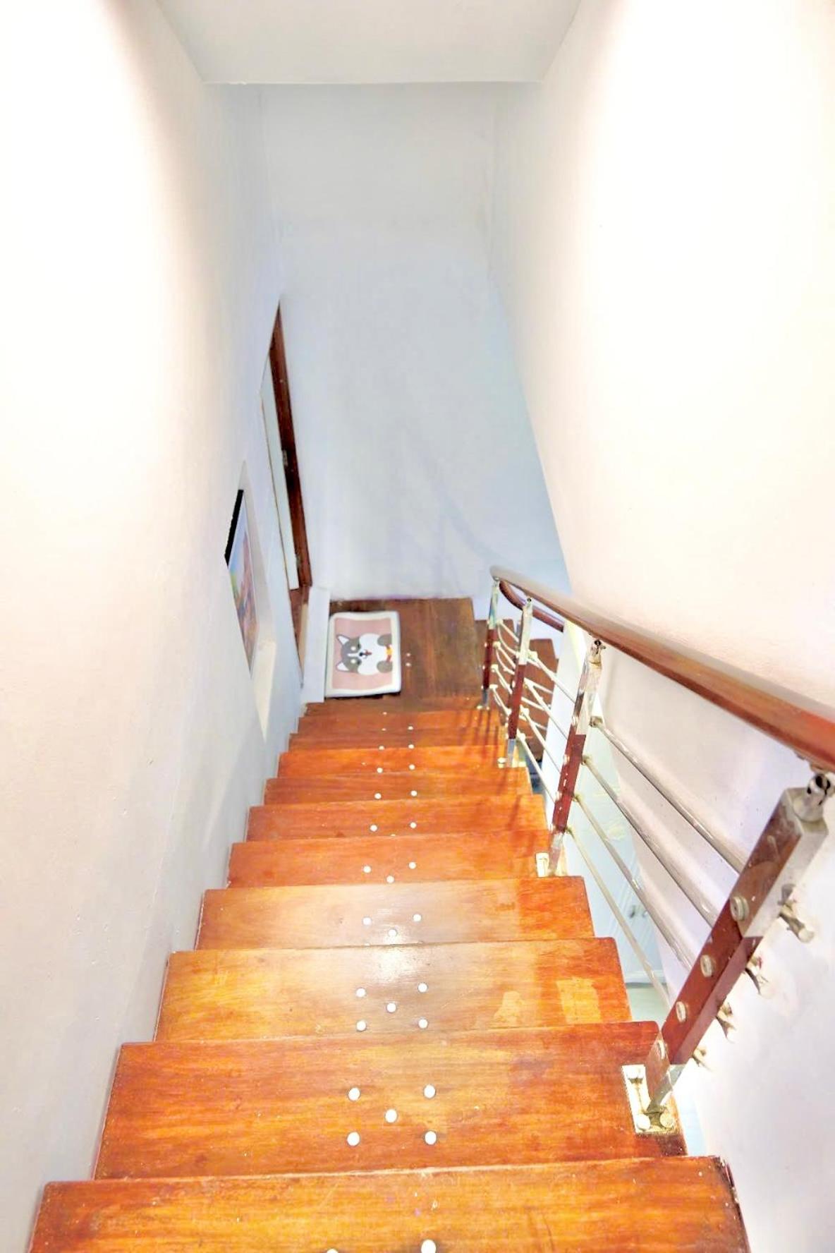 Louis Home 3 Bedroom Balcony