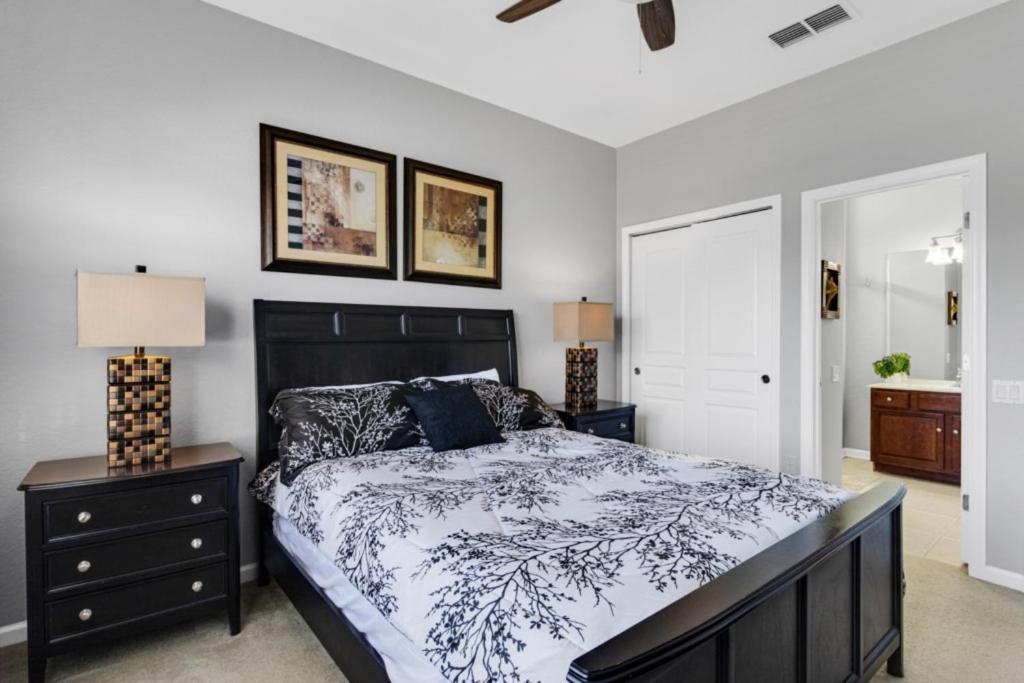 2538 Windsor Hills