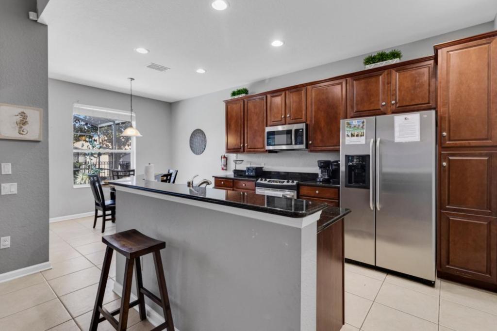 2538 Windsor Hills
