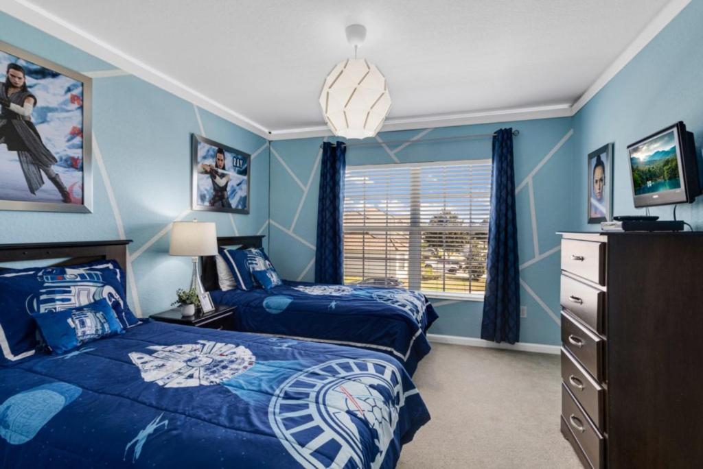 2538 Windsor Hills