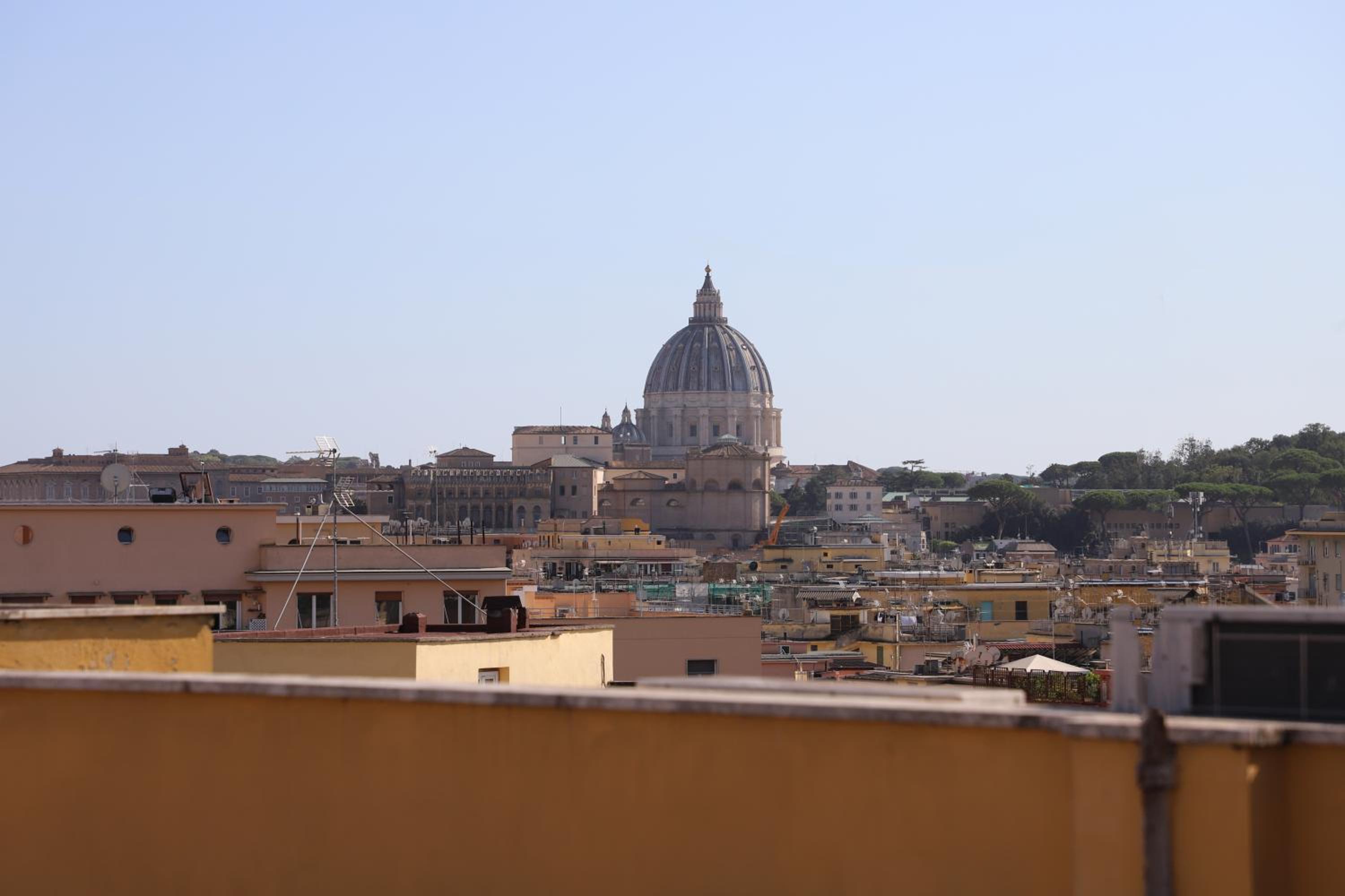 Vatican Jacuzzi House