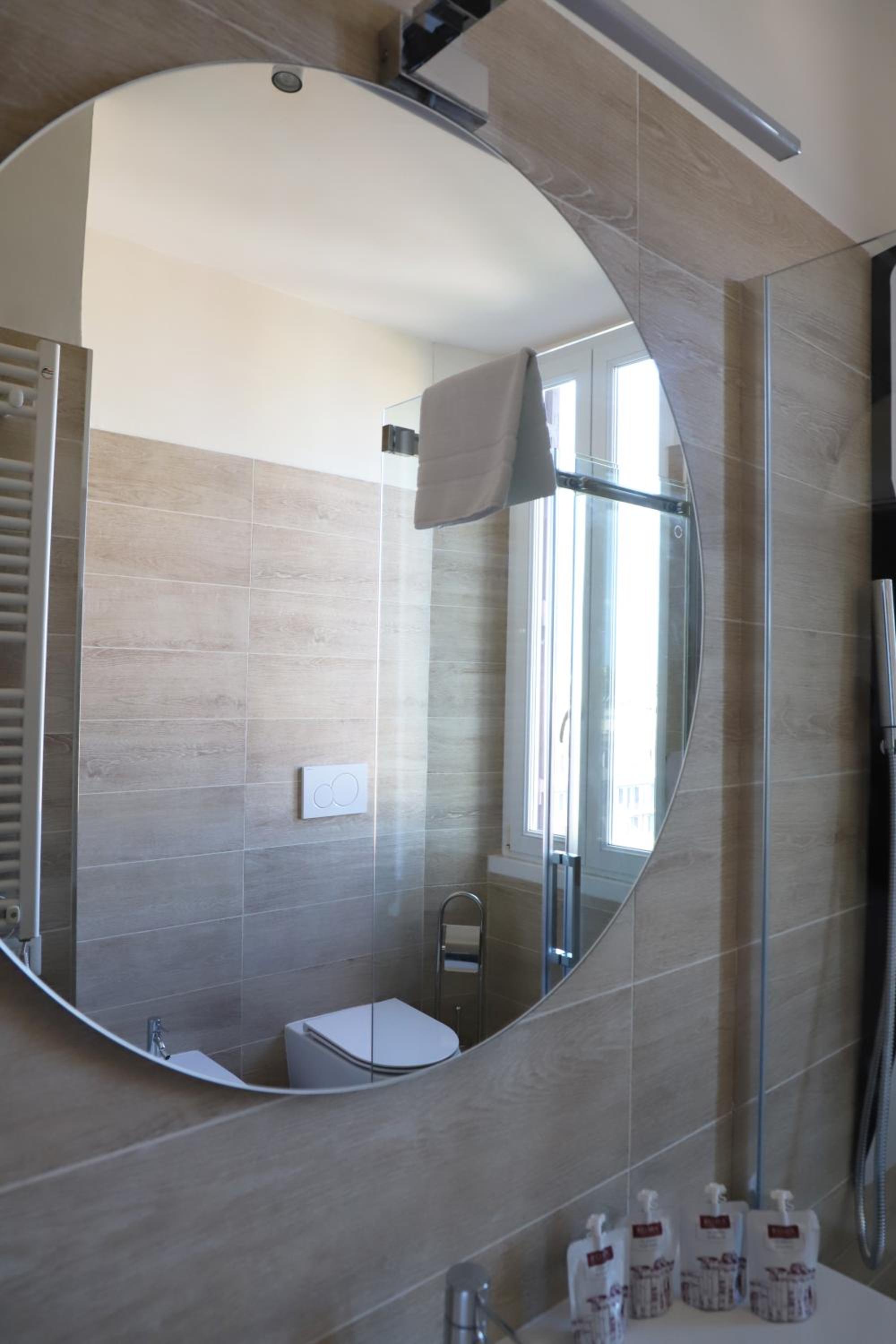 Vatican Jacuzzi House