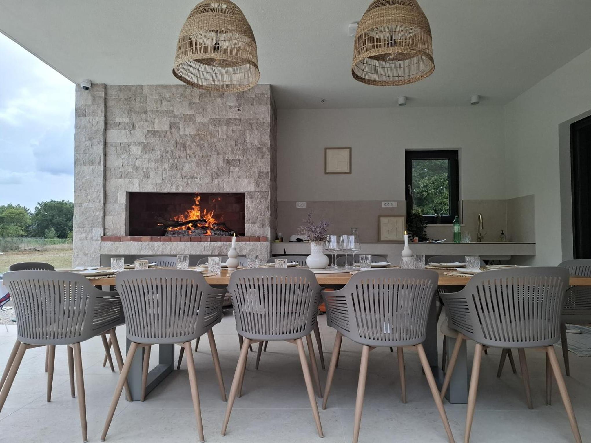 Villa Wellbeing Imotski Croatia heated pool , spa and ultimate privacy