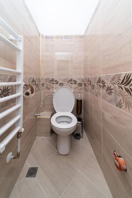 Sea Garden Apartments 2 One bedroom