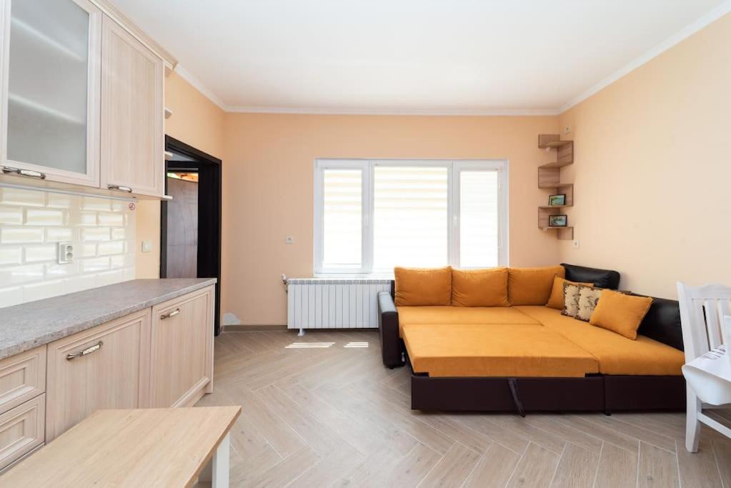 Sea Garden Apartments 2 One bedroom
