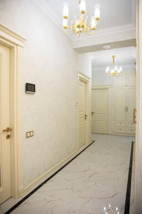 Spacious Apartment close to Heydar Aliyev Center