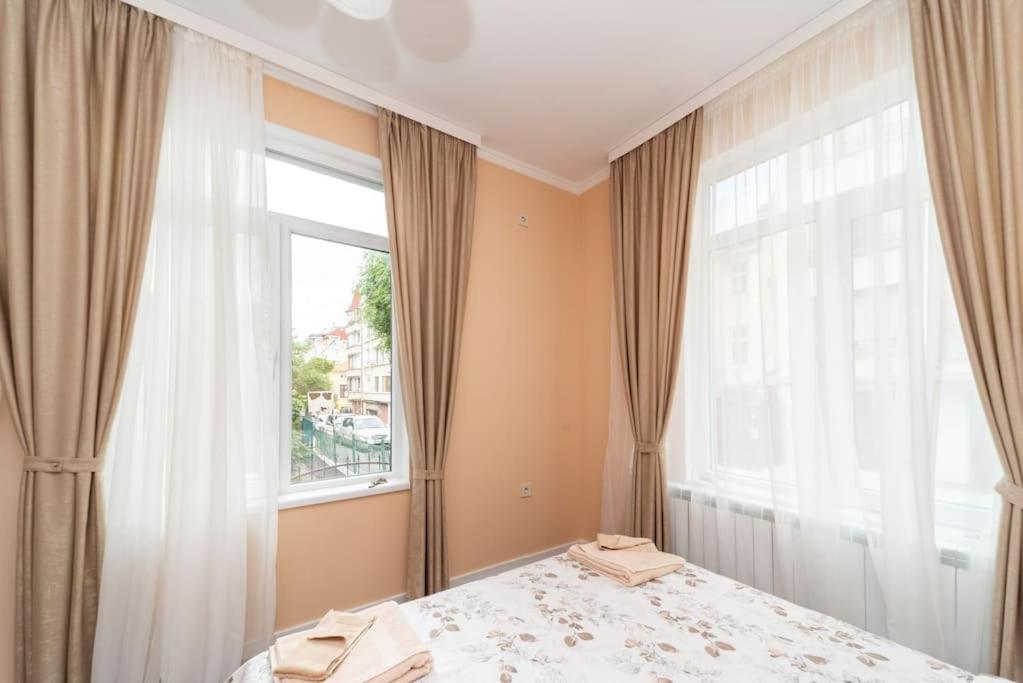 Sea Garden Apartments Two bedroom Lux
