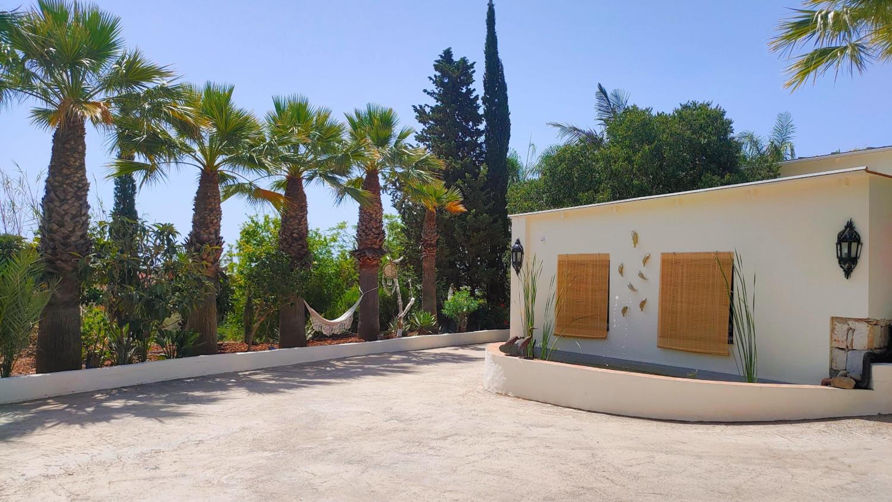 Finca La Vida Loca- For adult guests