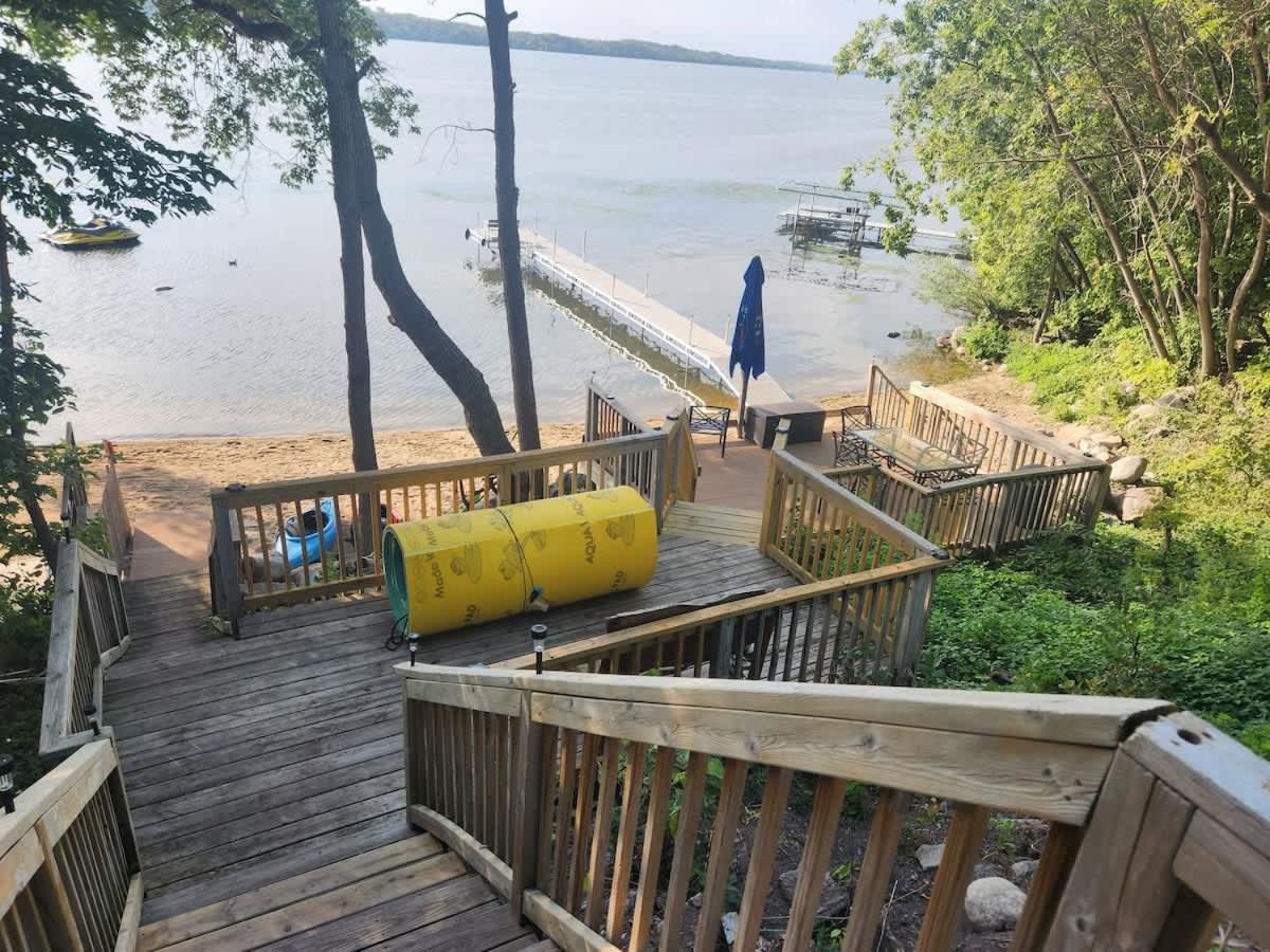 Family Shoreline Hideaway view 2