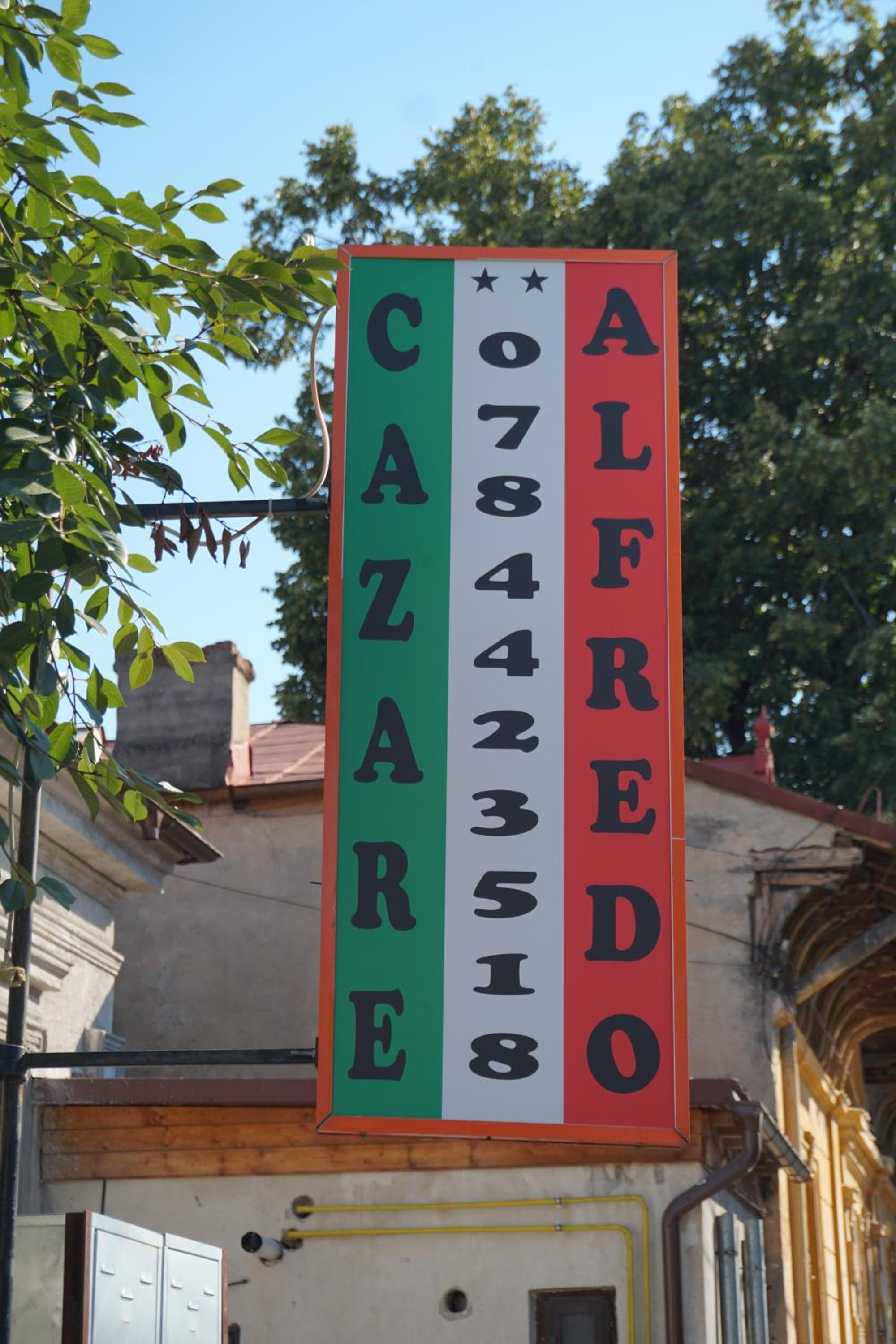 Cazare Alfredo view 2